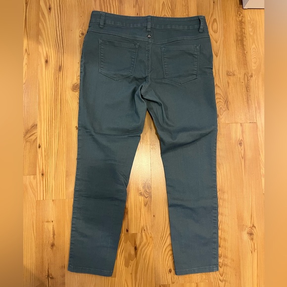 PrAna 12/31 pants - Picture 2 of 5